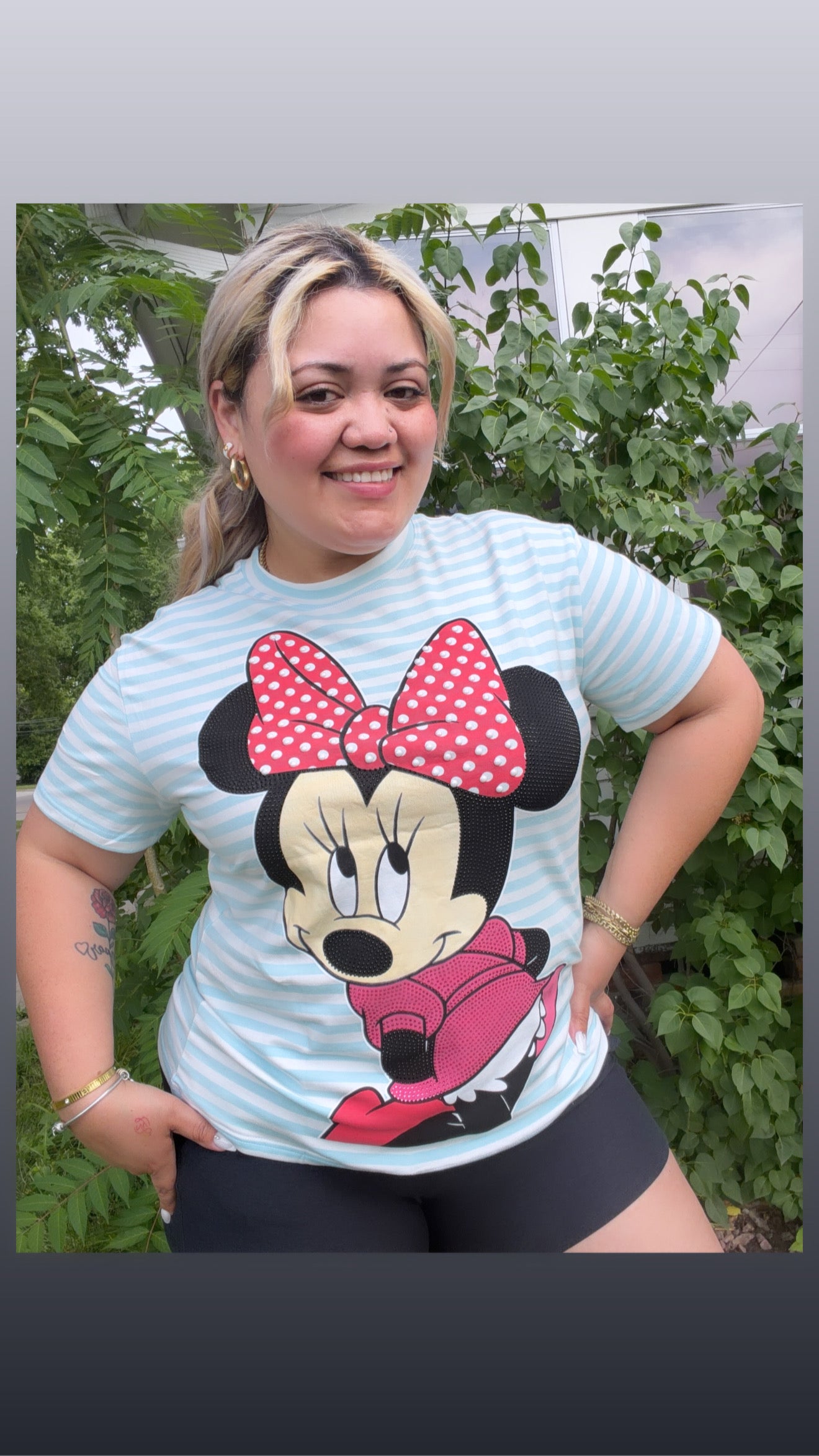 Playera Minnie 2 colores