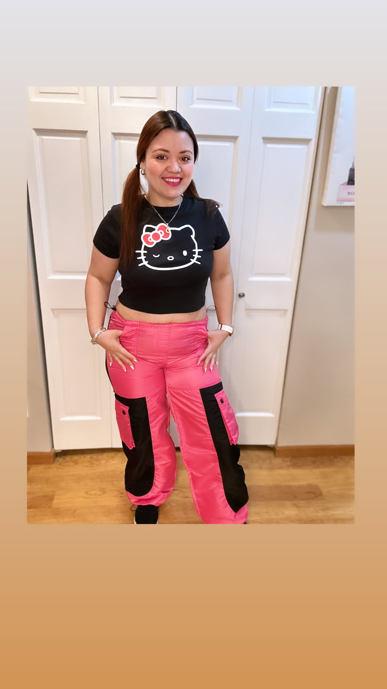 Pantalón cargo fucia