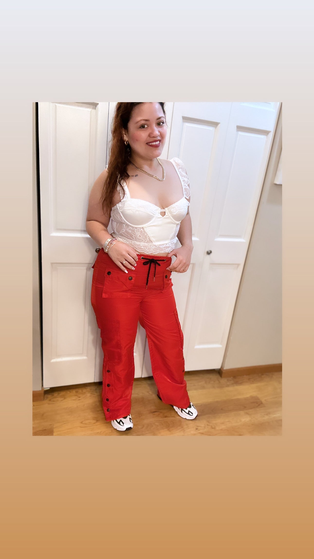 Pantalón cargo rojo