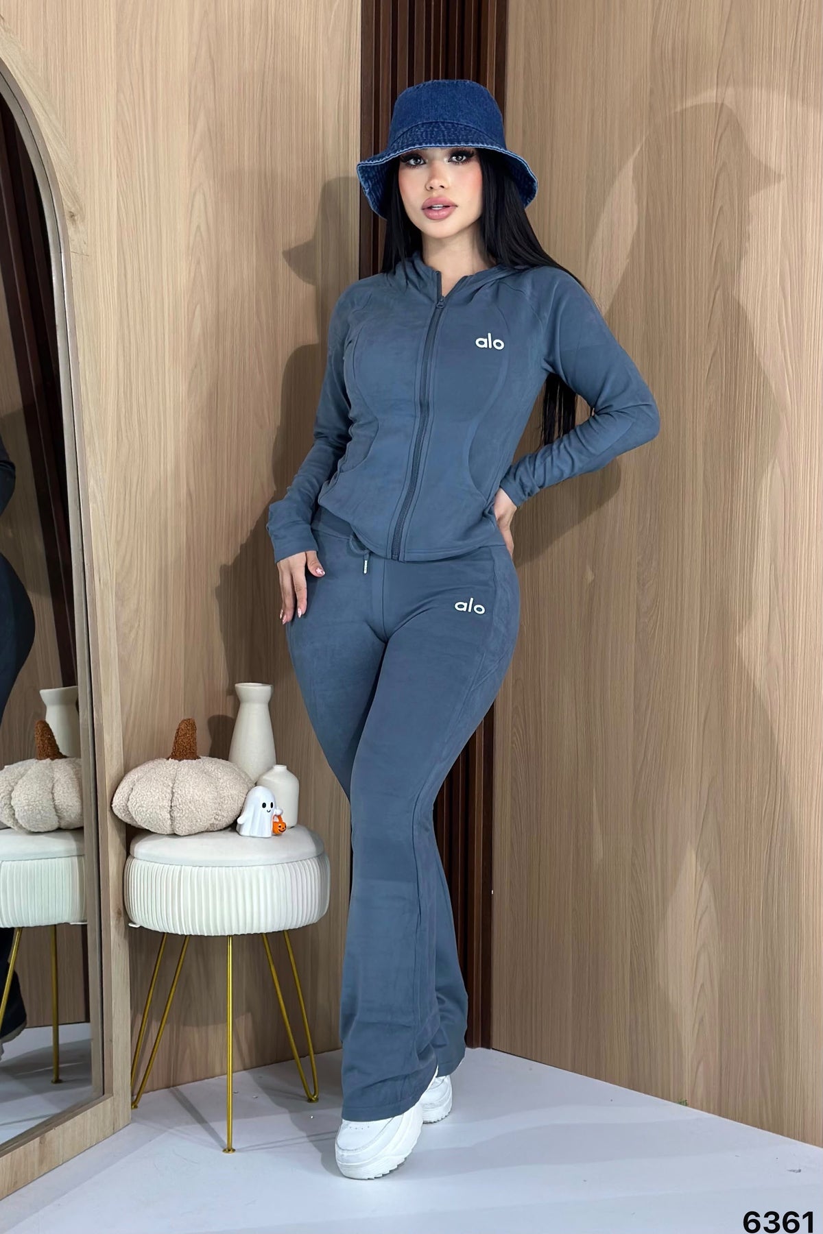 Set Aly afelpado